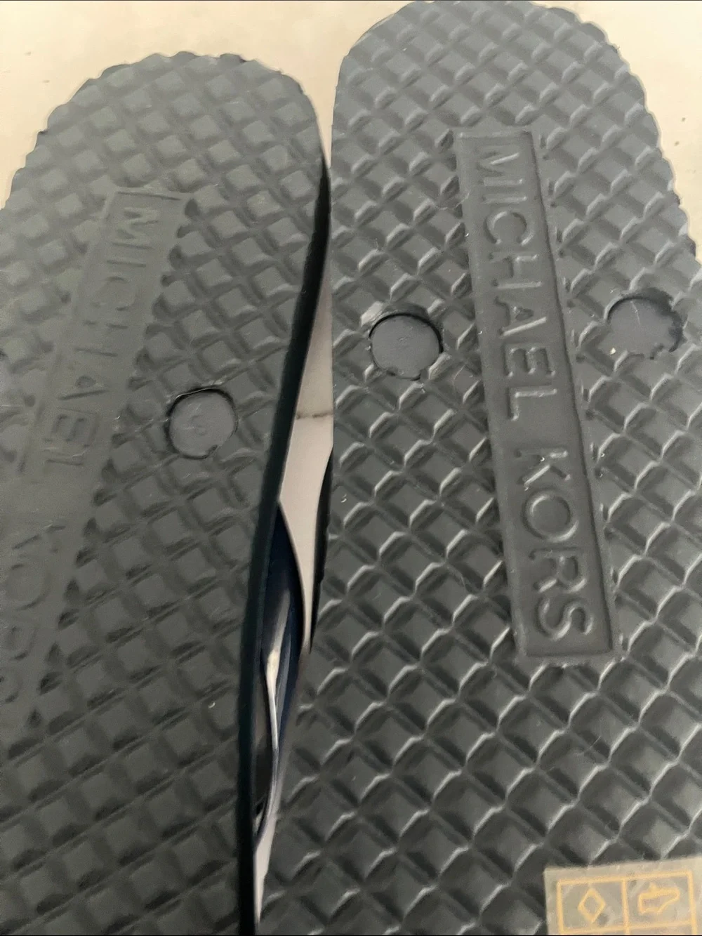 NWOT Michael Kors Navy Patterned Logo Flip Flop Sandals